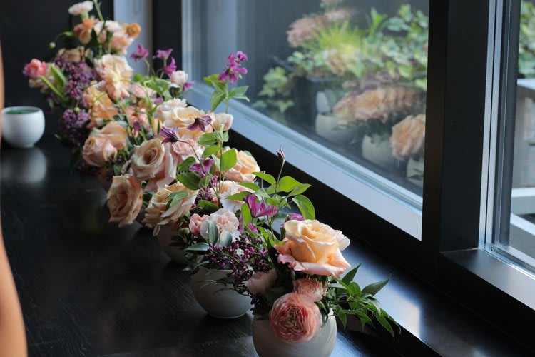 Dereves Studio: A Top Destination for Flower Workshops in Toronto