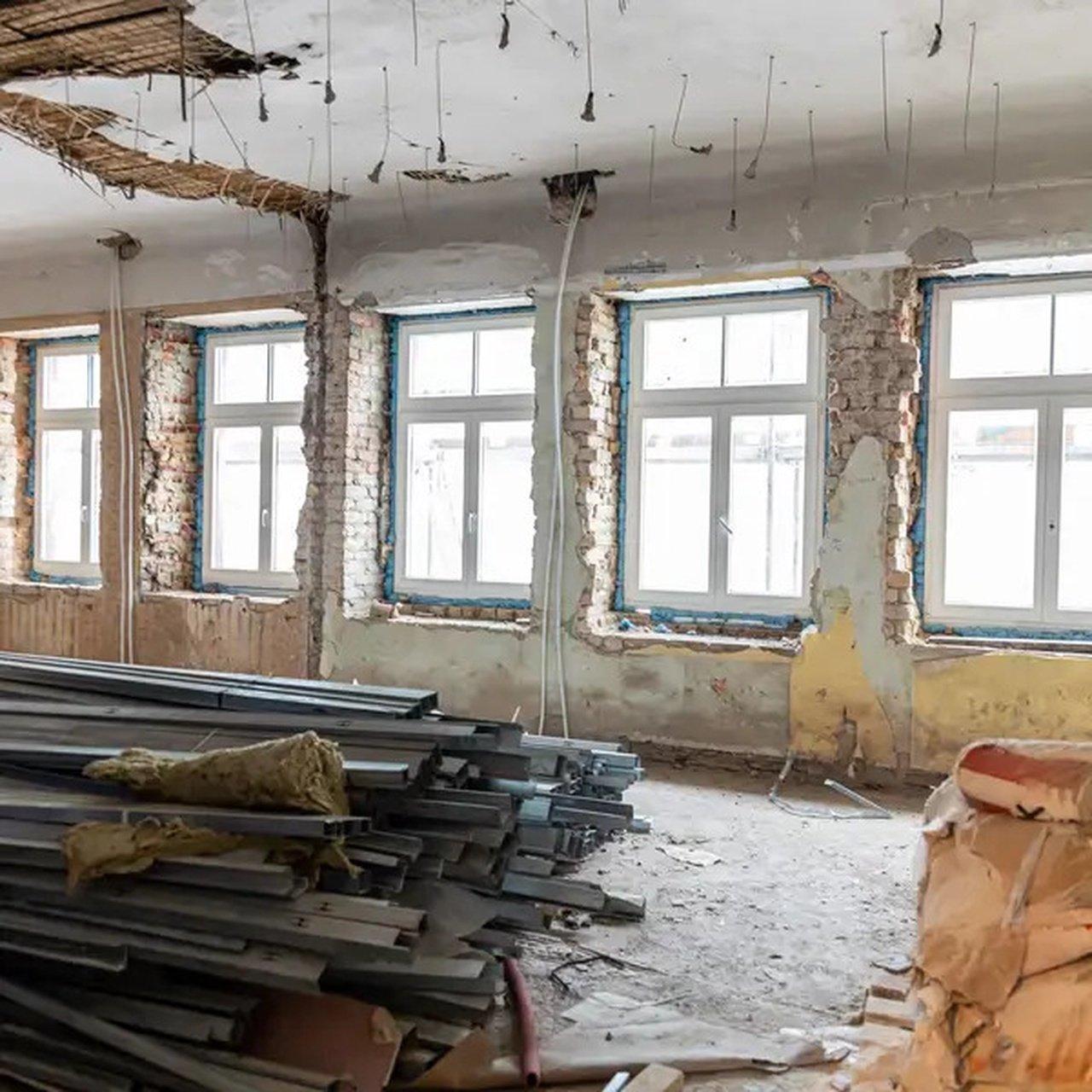 Why Hiring Professional Demolition Services is Crucial for Safety?