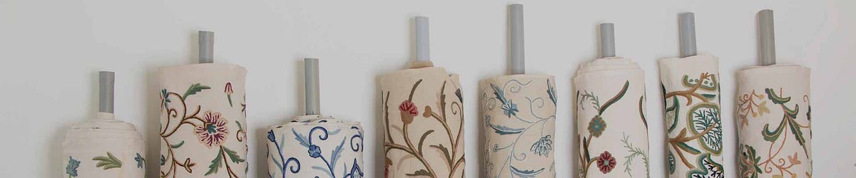 Crewel Fabric for Upholstery: A Timeless Choice for Stylish Interiors | by Naqashtextiles | Jun, 2025 | Medium