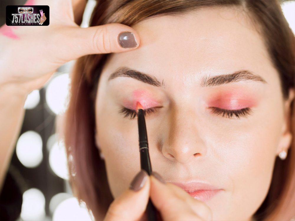 Lashes Losing Symmetry? Mink Eyelash Extensions Correct Imbalance - AppCloneScript