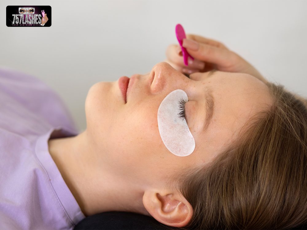 Why Mink Eyelash Extensions Are Better Than Silk Lashes