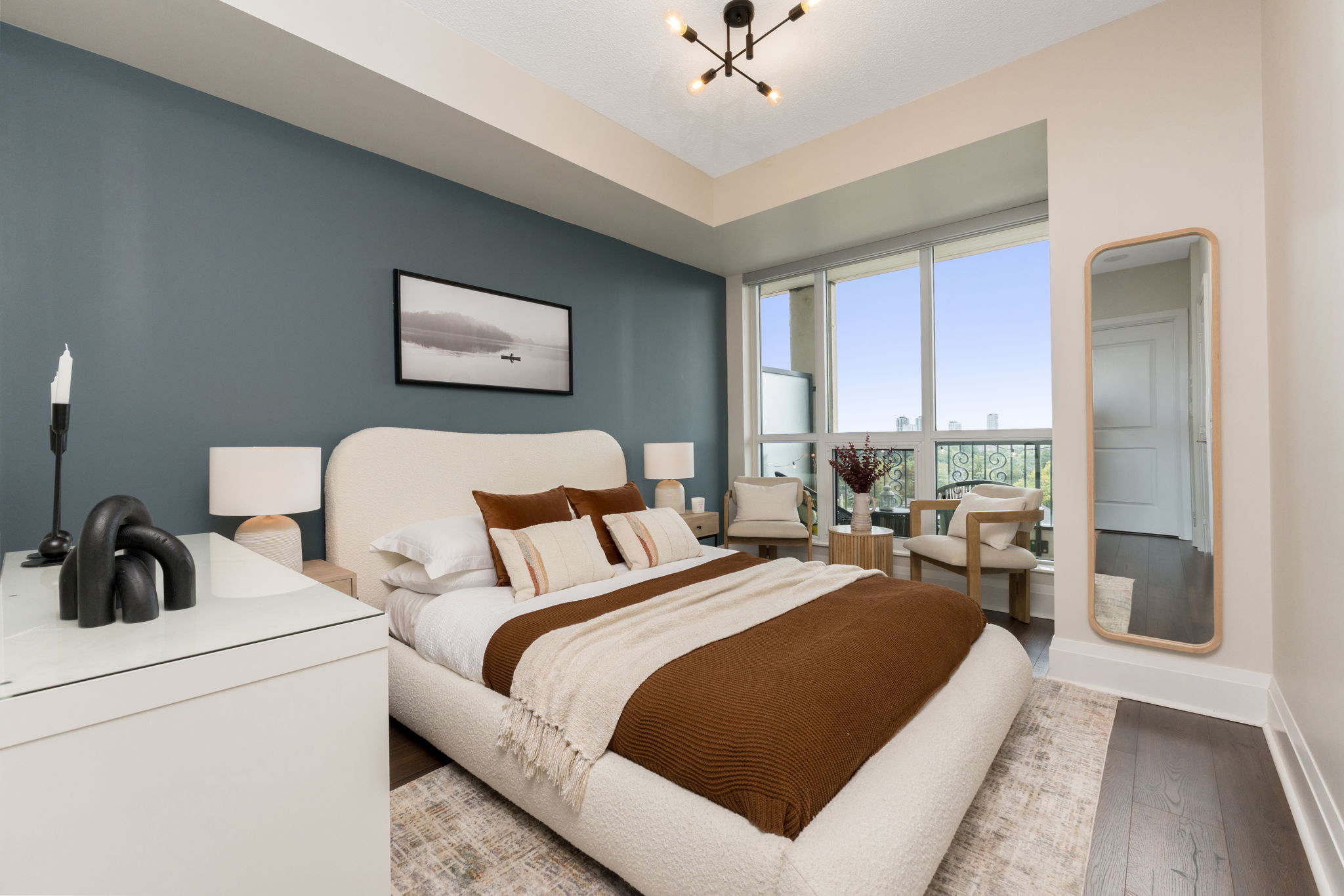 The Cost vs. Value of Hiring a Condo Staging Service for Faster Sales