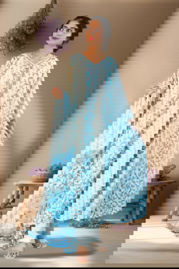 Anarkali Suits Delhi: Timeless Ethnic Fashion - TopsRus